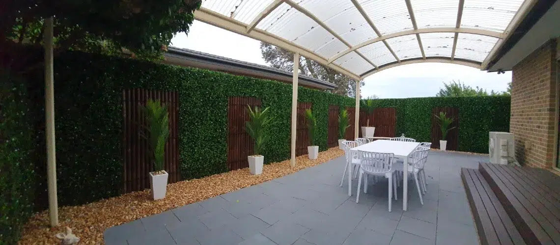 How Artificial Hedges Help You with a Property Sale