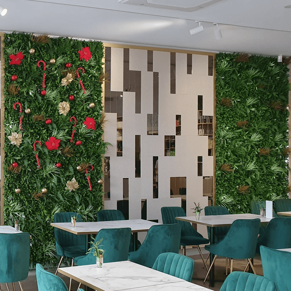 Wild Tropics Vertical Garden / Green Wall UV Resistant 100cm x 100cm