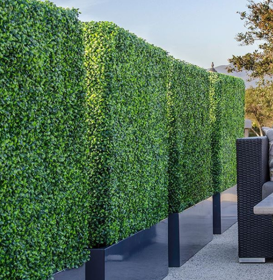 Artificial Hedges