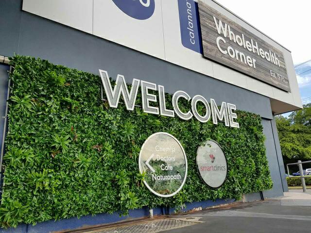 Dense Green Meadows Vertical Garden / Green Wall UV Resistant 1m x 1m