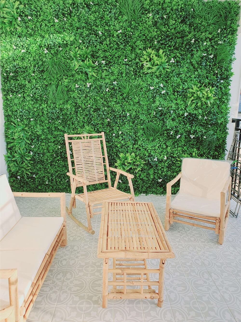 Group 1 Fire Certified - Luxury White Oasis Vertical Garden / Green Wall UV Resistant 1m x 1m
