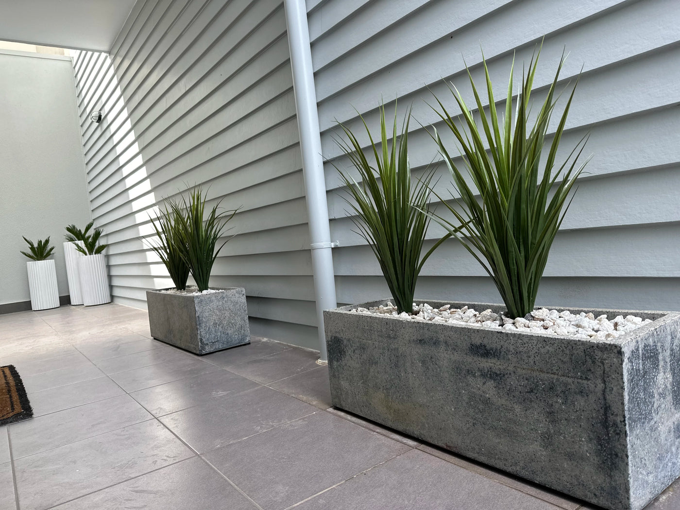 Potted Artificial Long Grass (Yucca Grass) 75cm UV Resistant