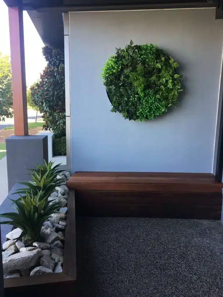 Artificial Agave and Green Wall Disc Straight On View