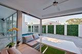 Boston Ivy Leaf Screen Green Wall Panel UV Resistant SAMPLE