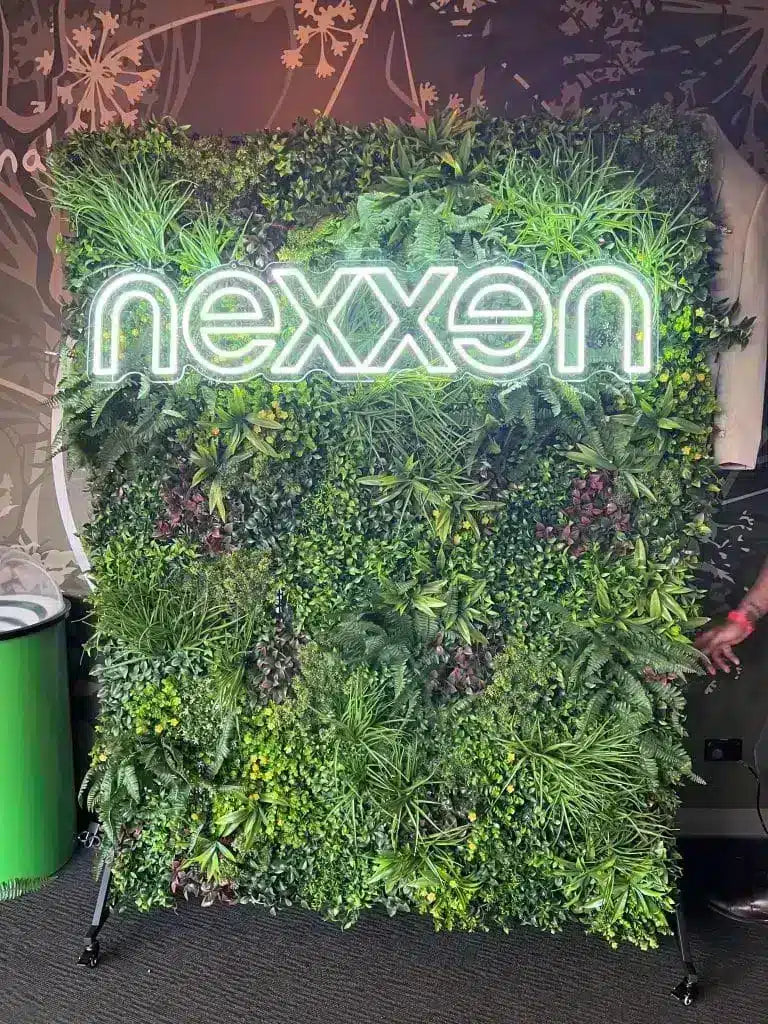 Stunning Green Wall Backdrop