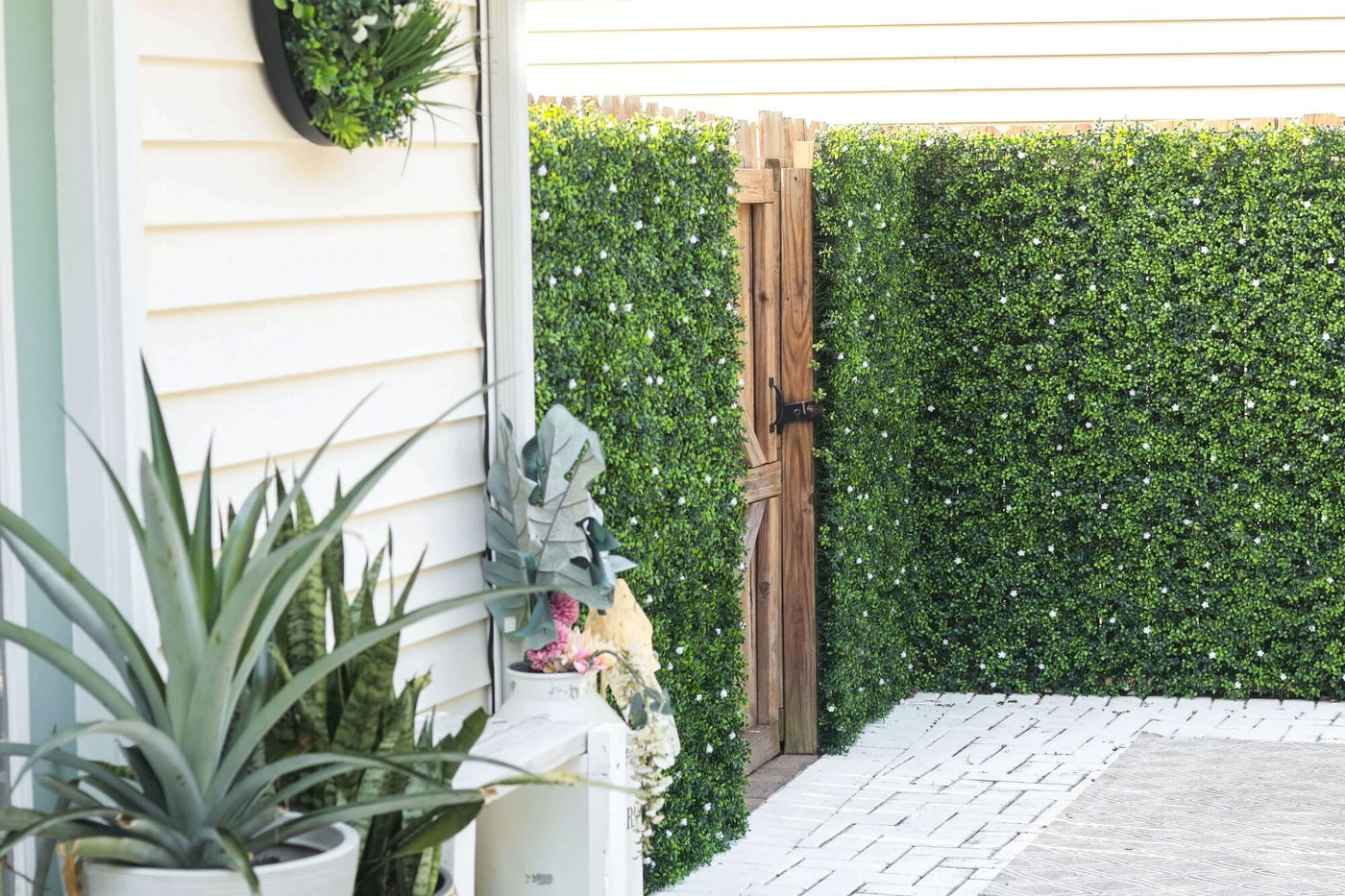 Luxury Flowering Artificial Buxus Hedge Panel UV Resistant 1m x 1m