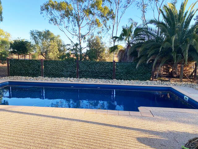Artificial Ivy Leaf Hedging & Privacy Screen (shade cloth backing) 3m x 1m Roll