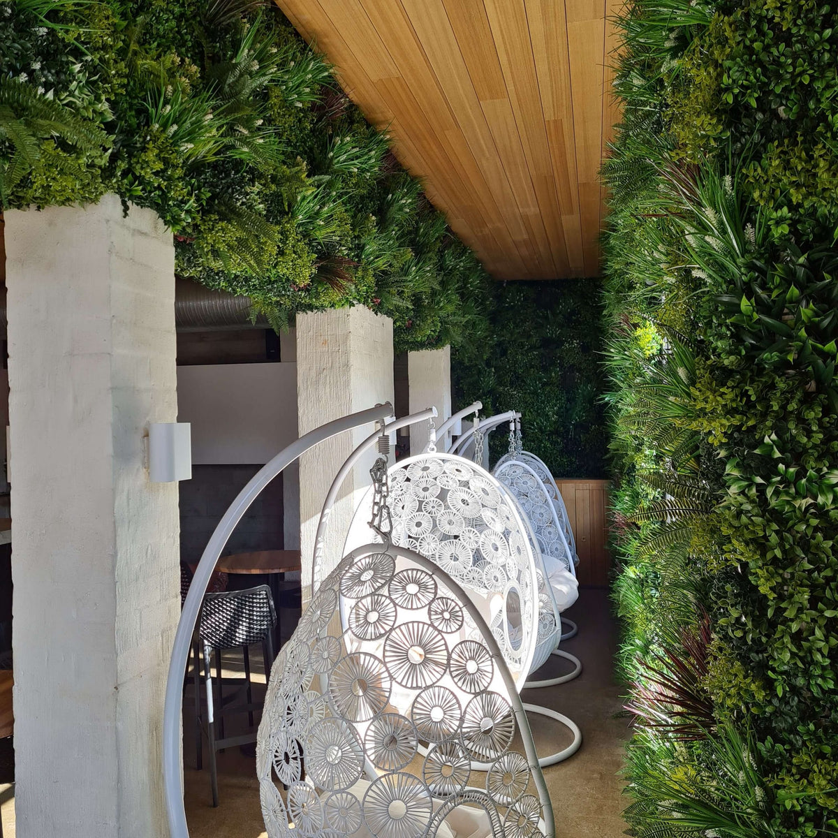Luxury Lush Spring Recycled Vertical Garden / Green Wall UV Resistant 100cm x 100cm