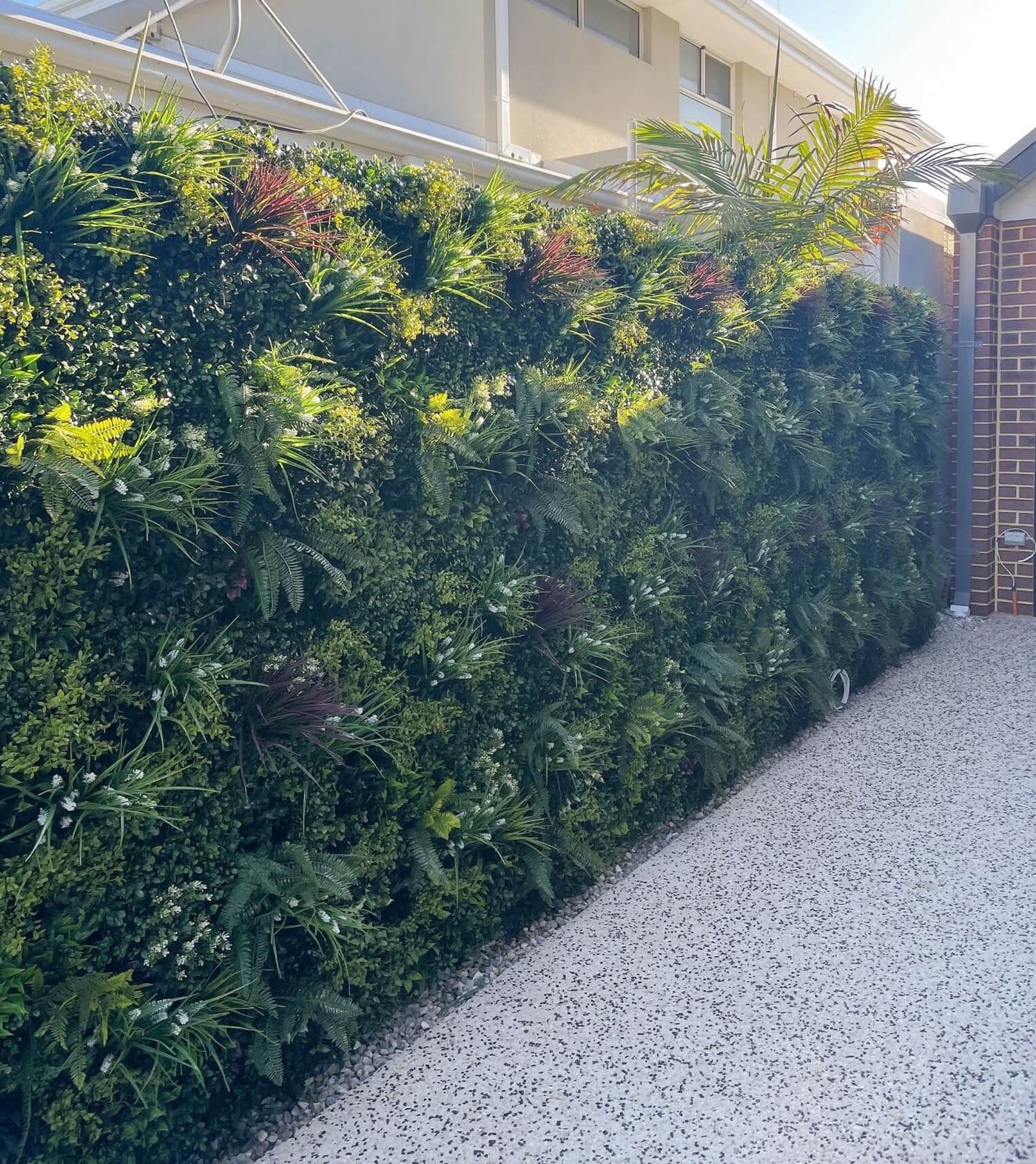 Luxury Lush Spring Recycled Vertical Garden / Green Wall UV Resistant 100cm x 100cm