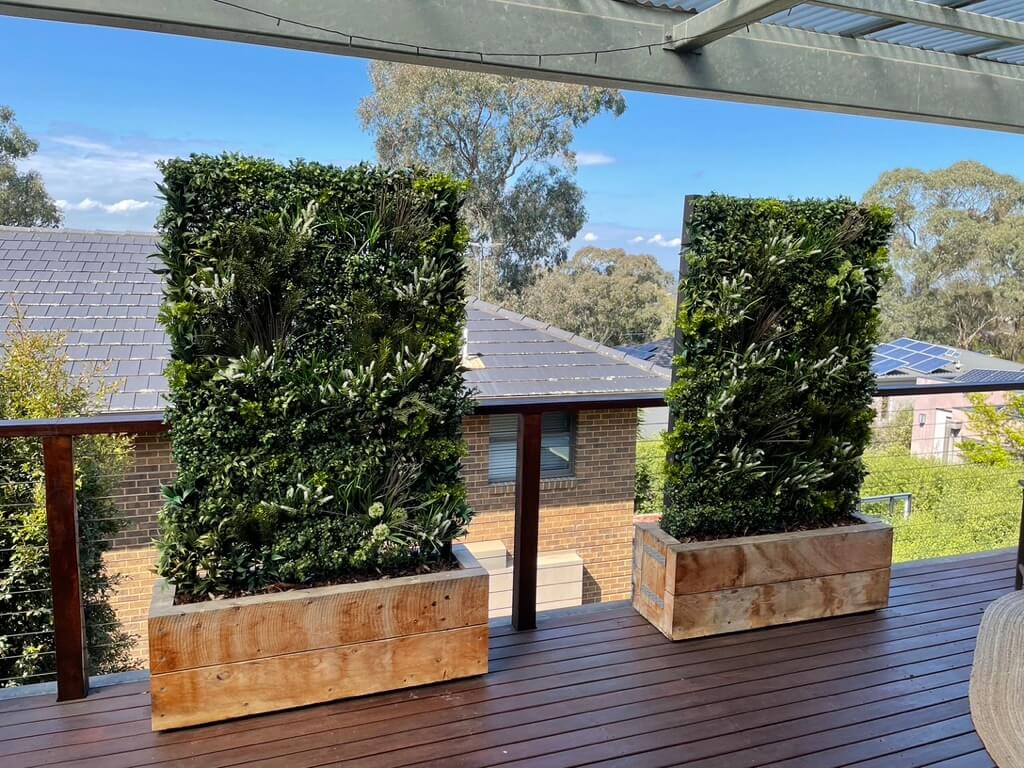 Garden of Eden Bespoke Vertical Garden / Artificial Green Wall UV Resistant 1m x 1m Fire Retardant