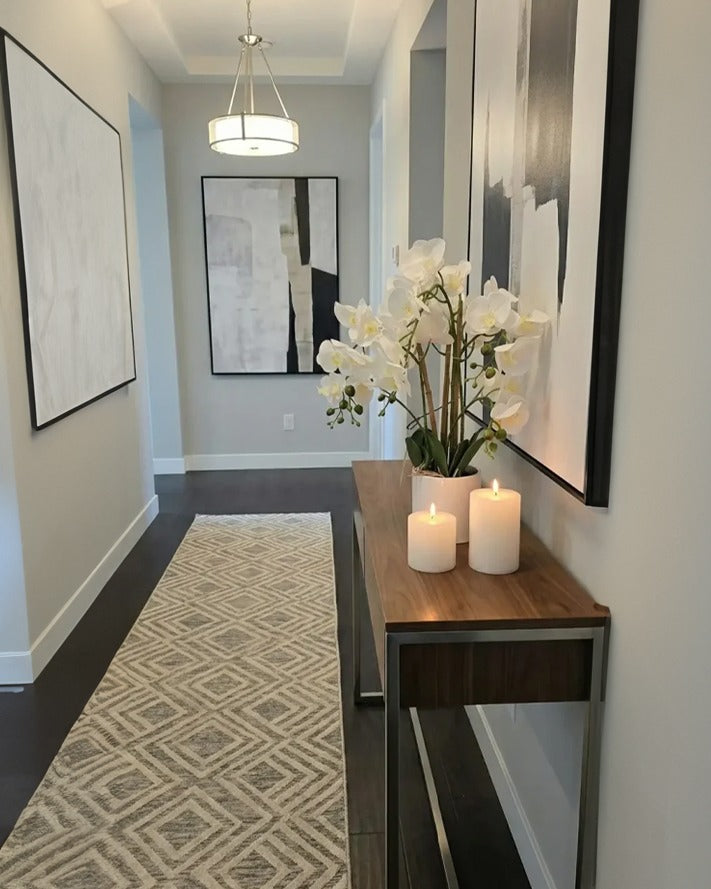 Refined Floral Styling for Modern Interiors