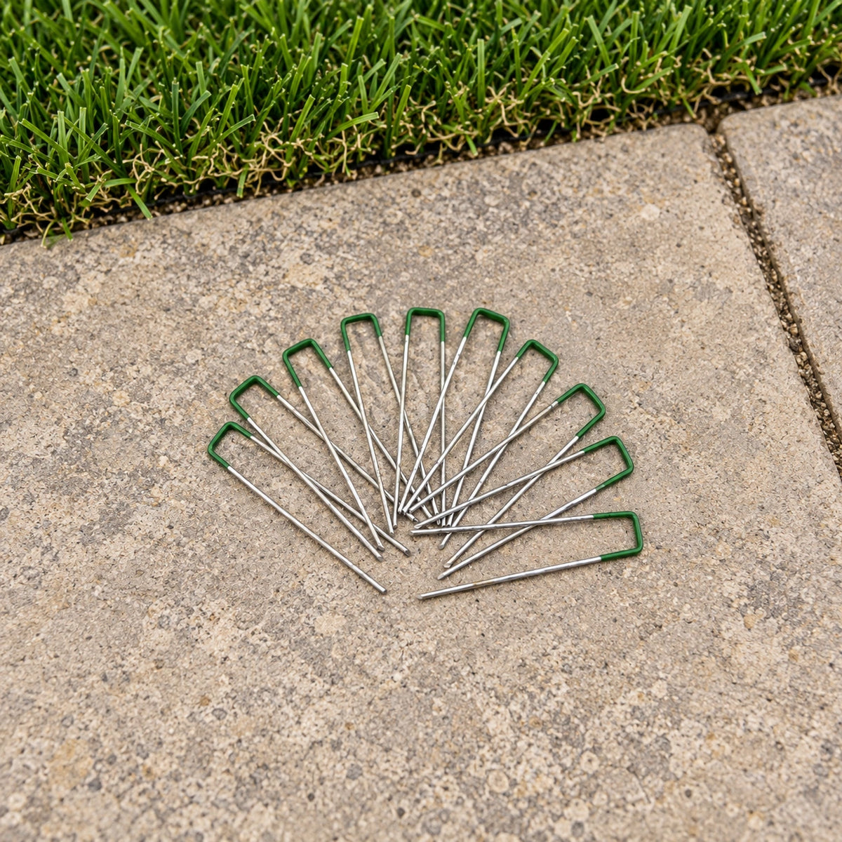 Artificial Grass Roll Pegs / Fake Grass Galvanized Metal Pegs with Green Top 10 Pieces - styled product image A