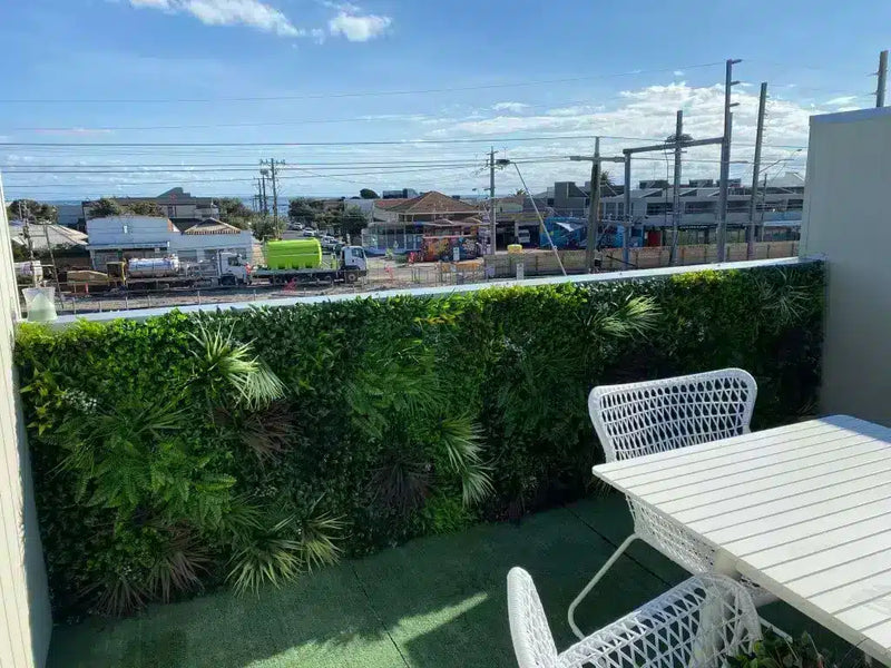Artificial Green Wall Balcony Installtion