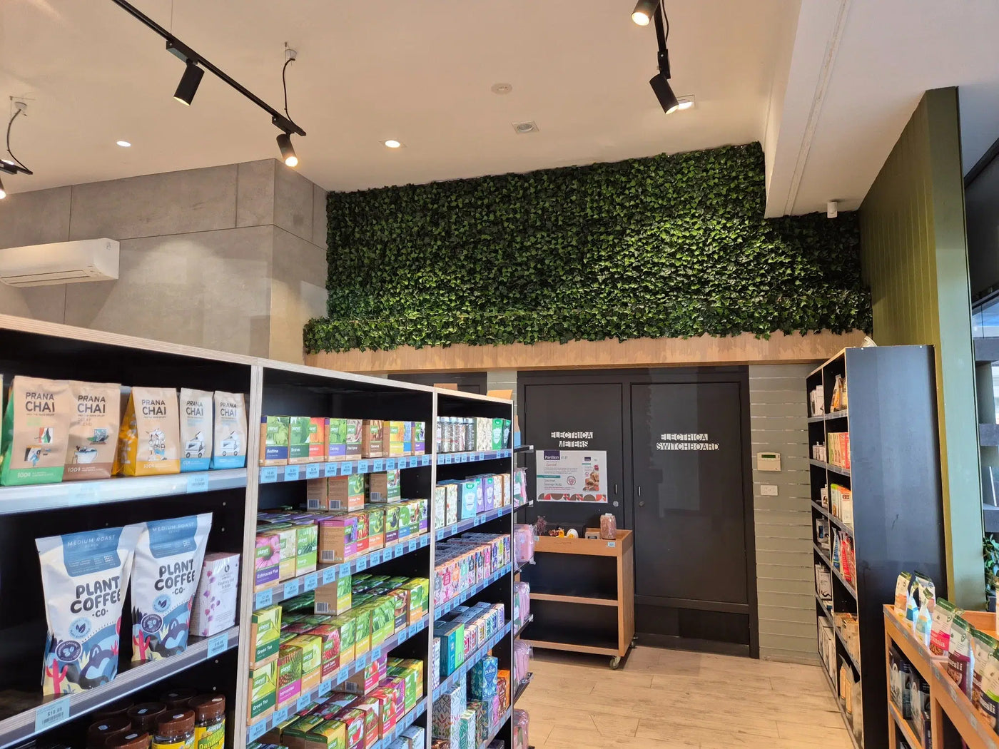 Boston Ivy Leaf Screen Green Wall Panel UV Resistant 1m x 1m