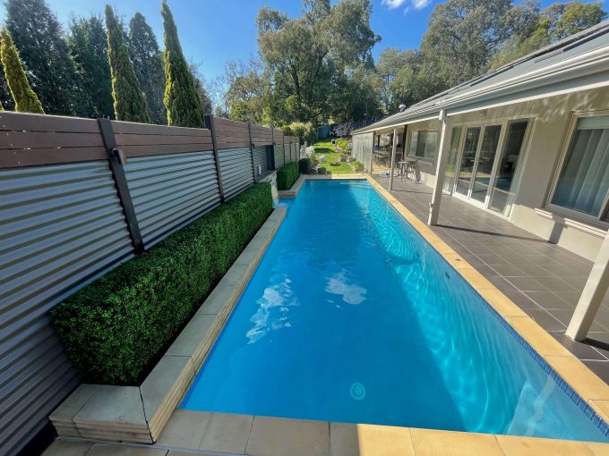 Artificial Boxwood Hedge Around Pool