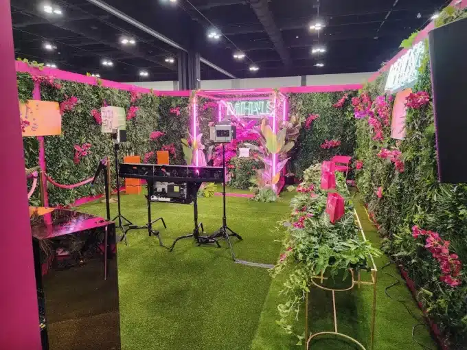 Display of Luxury Green Tropics with other plants