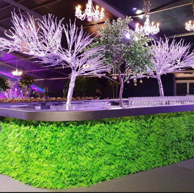 mixed fern green wall and hedge panels
