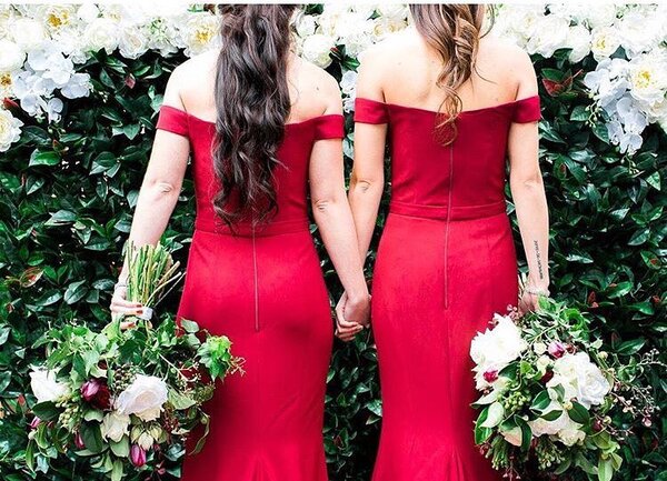 decorating wedding events with artificial plants