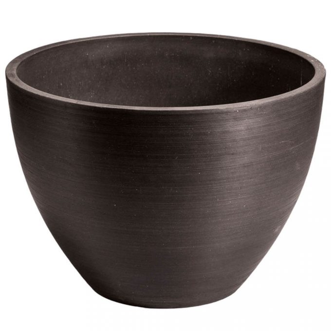 A black pot - large