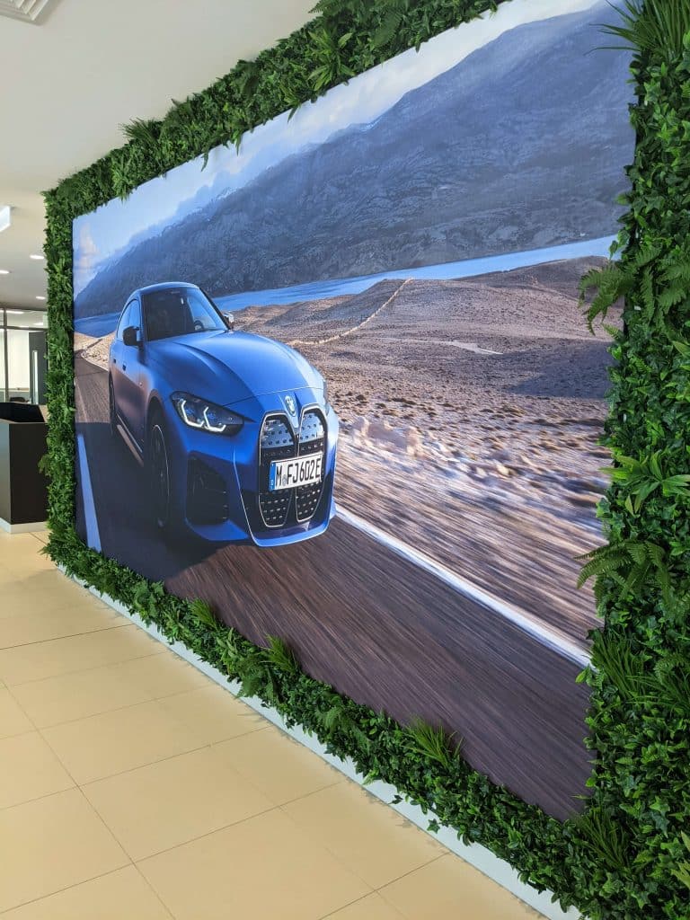 Artificial Green Wall Panel with Wall Art Canvas